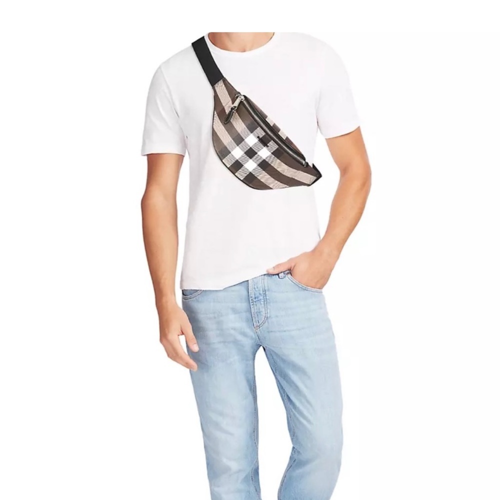 Burberry unisex pouch